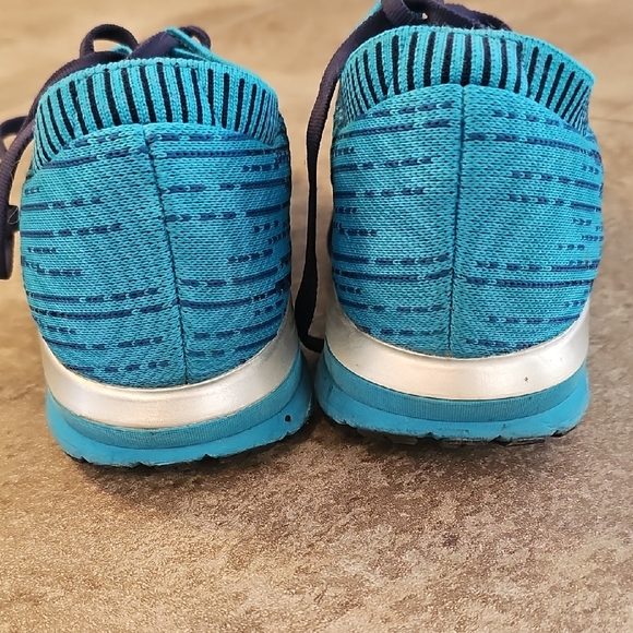 Brooks Navy and Aqua Running sneakers, Brooks DNA AMP RICOCHET - Picture 3 of 11